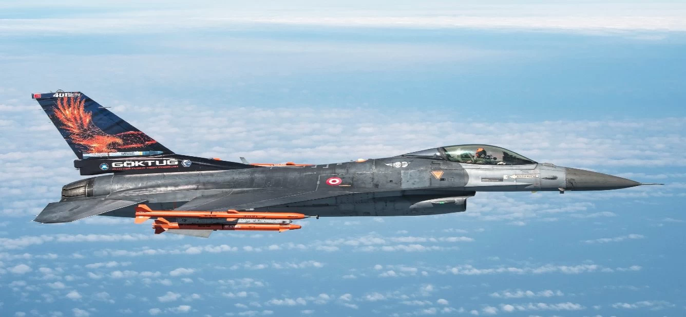 Η Τουρκία αντικαθιστά τους αμερικανικούς AIM-120 AMRAAM και AIM-9 Sidewinder – Εκτόξευσε επιτυχώς τον πύραυλο αέρος-αέρος “Bozdoğan” (βίντεο)